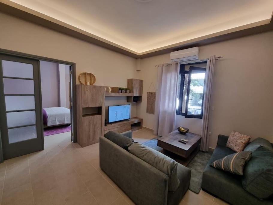 Ellis Apartment Атина Екстериор снимка